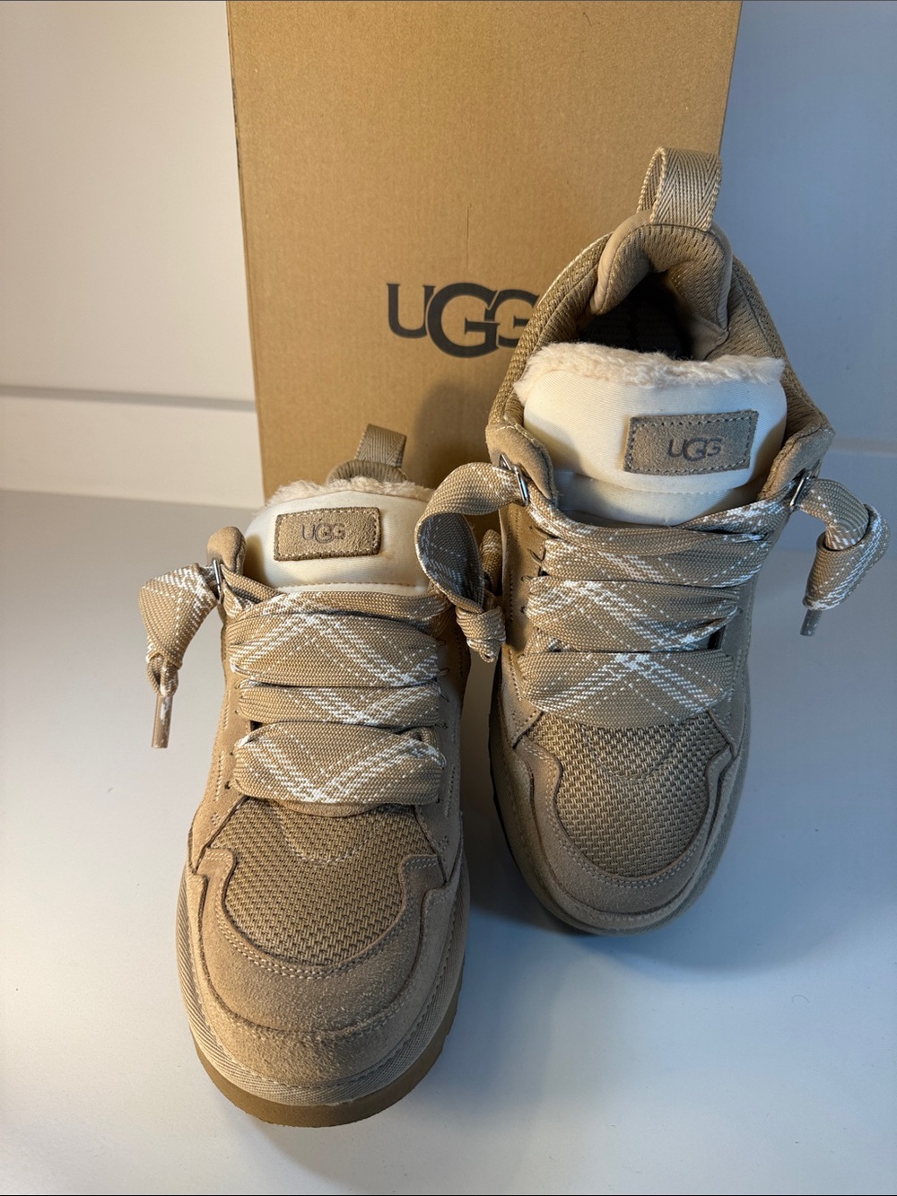 UGG Women’s Sand Lowmel Sneakers w/ Plaid Laces & Shearling Collar - Size 9